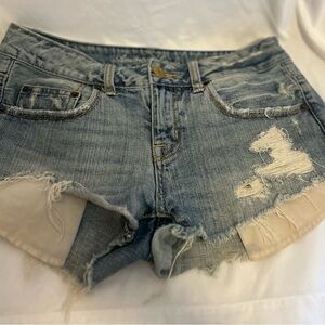 American eagle shorts light wash